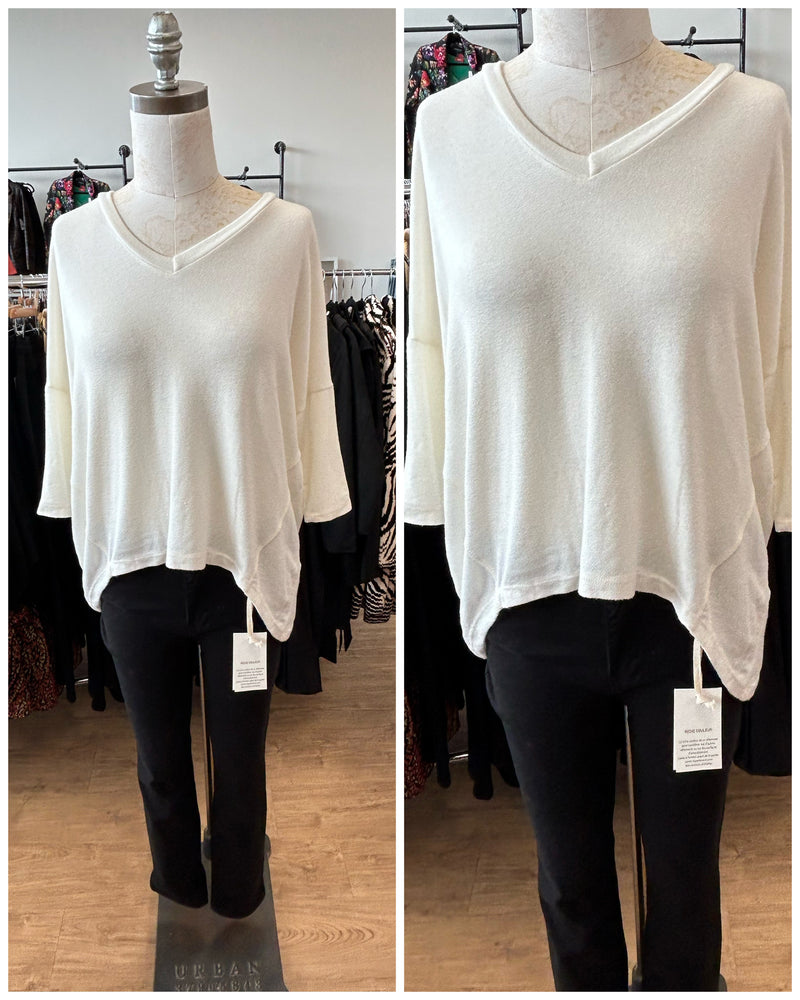 Made In Italy Soft High Low Sweater White
