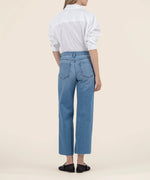 KUT Meg Wide Leg Jeans Light Wash